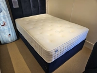 Clearance: 135 x 190cm Dunlopillo Elite Supreme Mattress