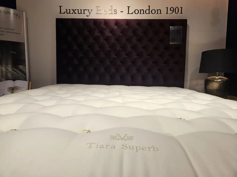 Clearance: 180 x 200cm Vispring Tiara Superb Divan Set with Aldo Headboard