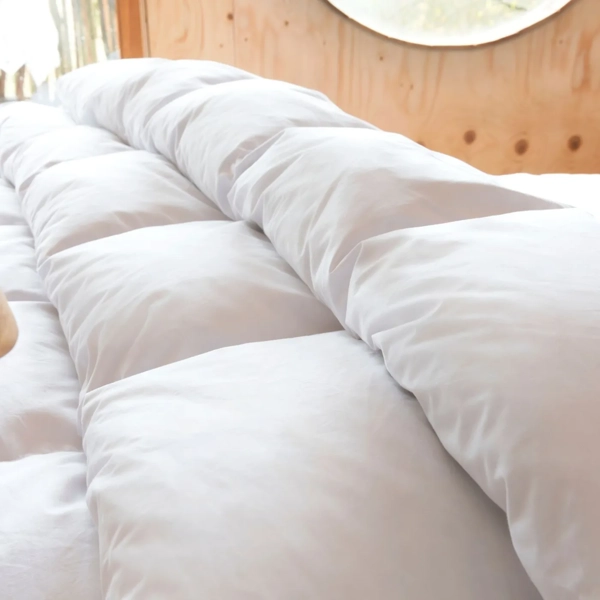The Fine Bedding Goose Feather And Down Duvet
