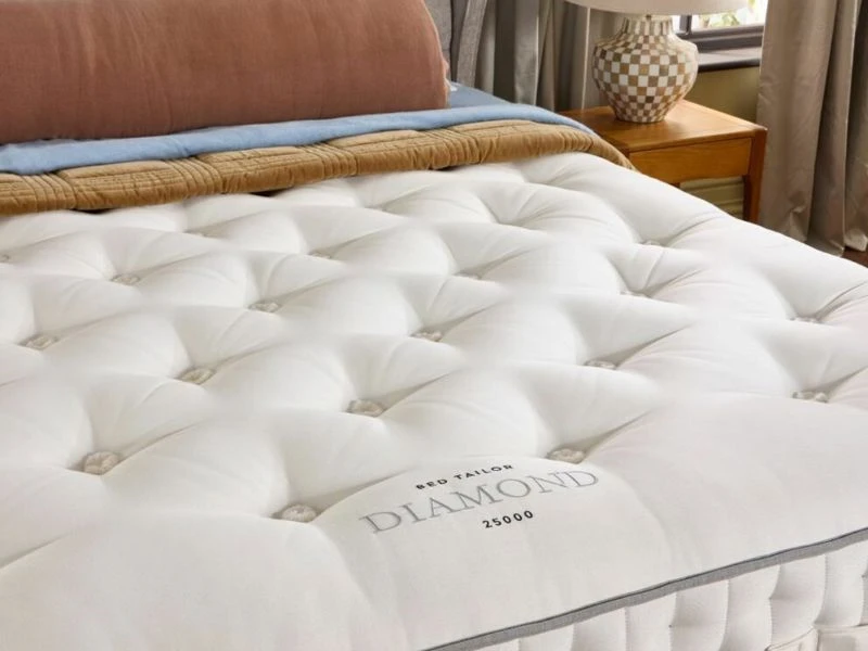 Harrison Spinks Diamond 25000 Divan